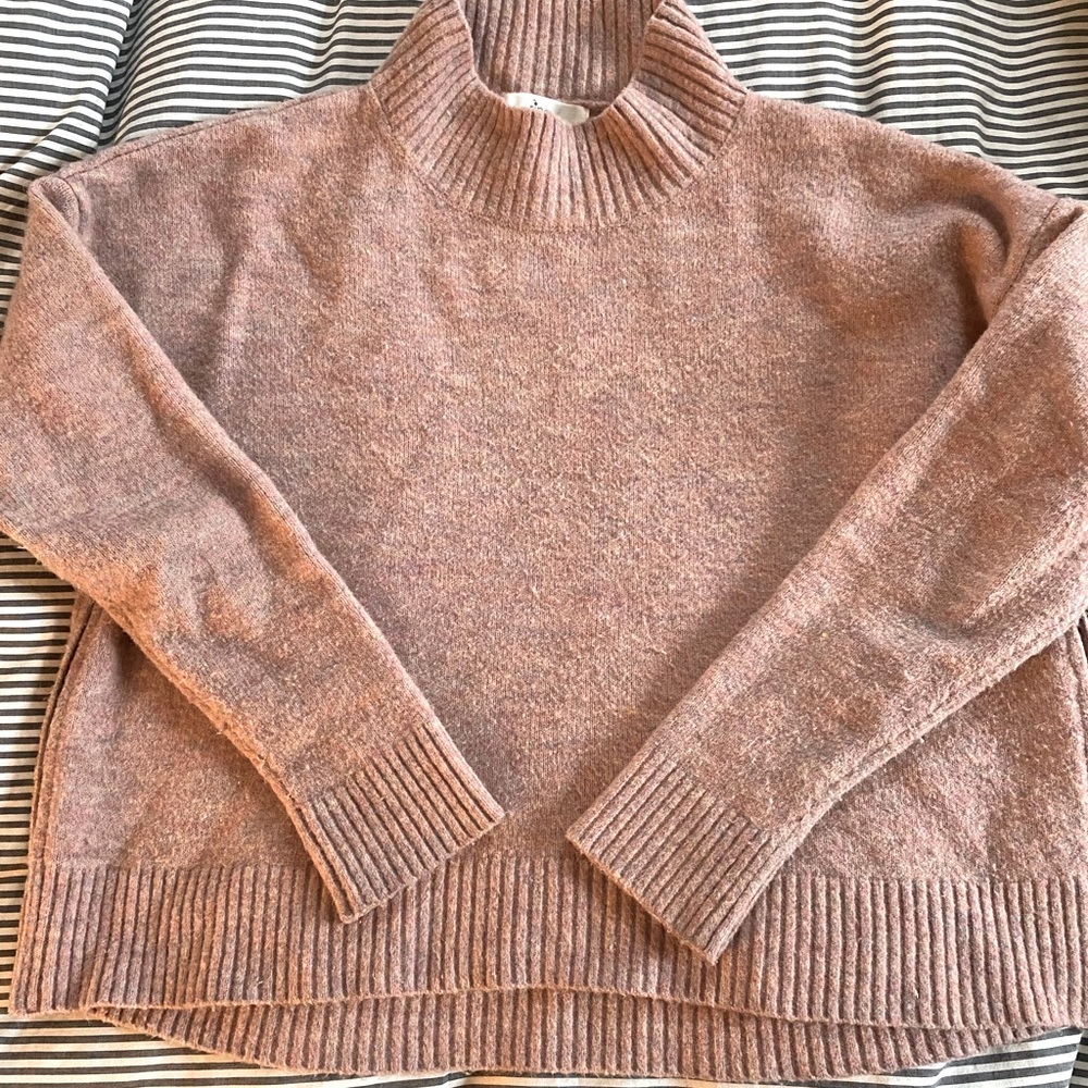 Ripe maternity/nursing sweater